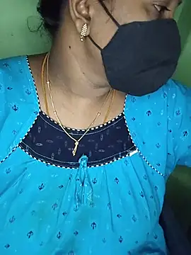 Snapshot of tamil_butterfly chatting on June 7, 2026, 11:36 am tamil butterfly online show from June 7, 2026, 11:36 am