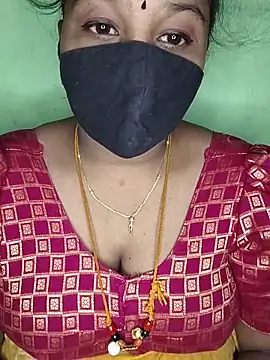 Snapshot of tamil_butterfly chatting on June 16, 2026, 5:59 pm tamil butterfly online show from June 16, 2026, 5:59 pm