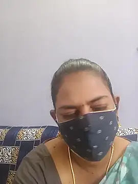 Snapshot of cathrine92 chatting on June 4, 2026, 6:41 am cathrine92 online show from June 4, 2026, 6:41 am
