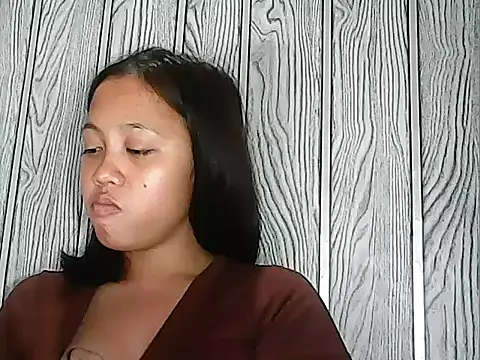 Snapshot of Yours_AsianPinayGirl18 chatting on July 25, 2026, 11:13 pm Yours AsianPinayGirl18 online show from July 25, 2026, 11:13 pm