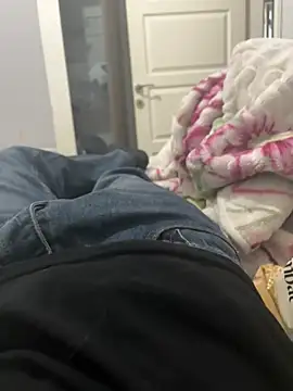 Snapshot of aliahmed6677 chatting on June 4, 2026, 5:02 am aliahmed6677 online show from June 4, 2026, 5:02 am