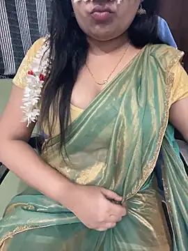Snapshot of Tamil_Azhagie chatting on June 21, 2026, 9:50 pm Tamil Azhagie online show from June 21, 2026, 9:50 pm