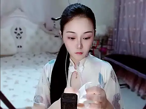Snapshot of Amy-cnbaby chatting on June 19, 2026, 1:43 am Amy-cnbaby online show from June 19, 2026, 1:43 am