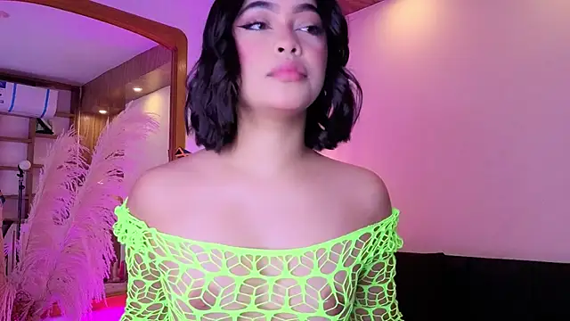 Snapshot of Chloe_monroee chatting on May 18, 2026, 3:13 am Chloe monroee online show from May 18, 2026, 3:13 am