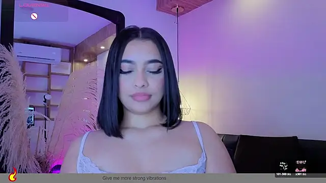 Snapshot of Chloe_monroee chatting on August 3, 2026, 9:04 am Chloe monroee online show from August 3, 2026, 9:04 am