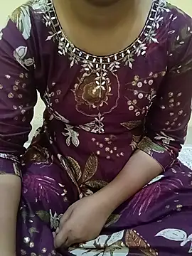 Snapshot of Seema_yadav01 chatting on May 21, 2026, 8:43 am Seema yadav01 online show from May 21, 2026, 8:43 am