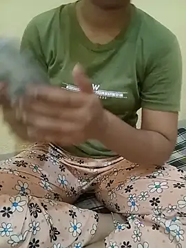 Snapshot of Seema_yadav01 chatting on June 8, 2026, 5:08 am Seema yadav01 online show from June 8, 2026, 5:08 am