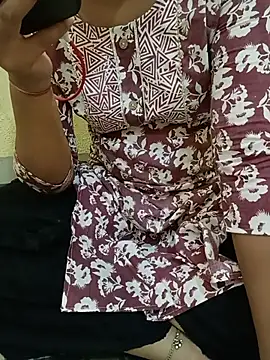 Seema yadav01 online show from June 27, 2026, 5:12 am