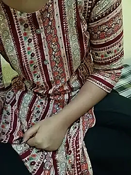 Seema yadav01 online show from July 25, 2026, 5:27 am