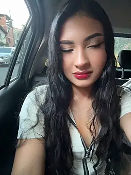 Snapshot of SabrinaX_X chatting on May 24, 2026, 10:48 pm SabrinaX X online show from May 24, 2026, 10:48 pm