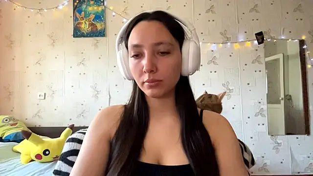 SheeringGape online show from May 21, 2026, 1:12 am