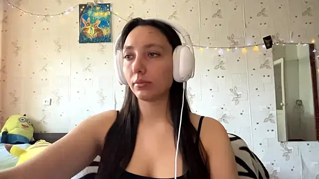 SheeringGape online show from May 22, 2026, 1:35 am