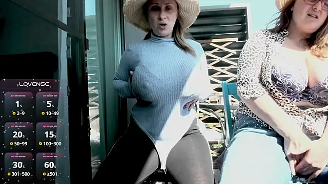 Snapshot of BrinaLovee chatting on May 16, 2026, 6:32 am BrinaLovee online show from May 16, 2026, 6:32 am