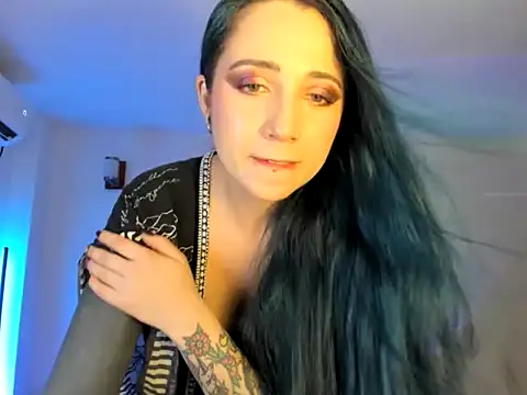 EvangelineLoveee online show from May 28, 2026, 11:35 pm