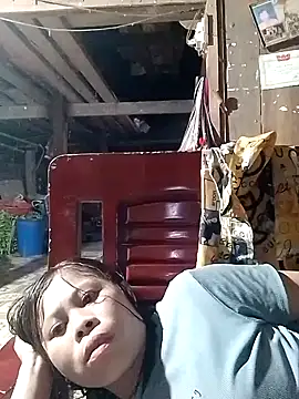daisyy2 online show from July 1, 2026, 1:34 pm