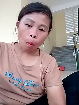 daisyy2 online show from July 28, 2026, 12:51 am