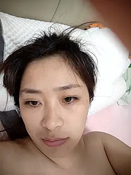 xinyue-888 online show from May 25, 2026, 8:04 pm