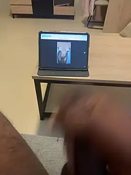 Snapshot of Rasta-Lanka chatting on May 5, 2026, 5:04 am Rasta-Lanka online show from May 5, 2026, 5:04 am