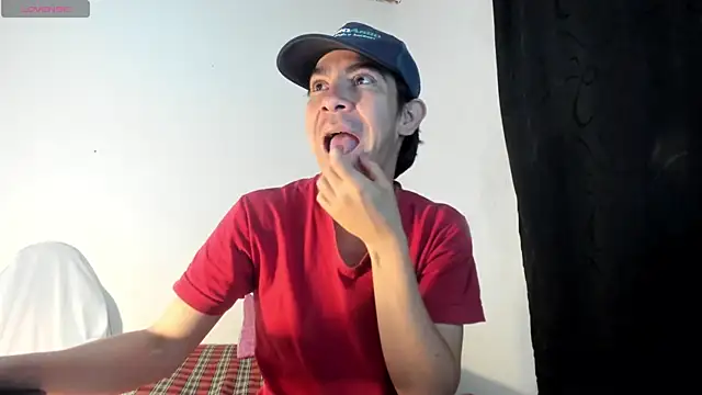 Snapshot of Piter_Drako chatting on June 22, 2026, 11:13 pm Piter Drako online show from June 22, 2026, 11:13 pm
