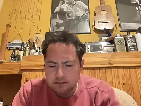 Snapshot of alecsgzz chatting on May 18, 2026, 2:18 am alecsgzz online show from May 18, 2026, 2:18 am