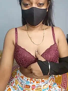 Snapshot of Menaxi_Baby7 chatting on May 17, 2026, 2:02 pm Menaxi Baby7 online show from May 17, 2026, 2:02 pm