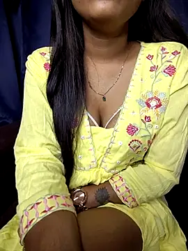 Snapshot of Menaxi_Baby7 chatting on May 28, 2026, 8:22 am Menaxi Baby7 online show from May 28, 2026, 8:22 am