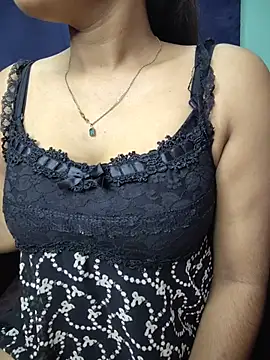 Snapshot of Menaxi_Baby7 chatting on May 30, 2026, 7:11 pm Menaxi Baby7 online show from May 30, 2026, 7:11 pm
