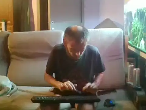 dauphin197999 online show from June 3, 2026, 11:43 pm
