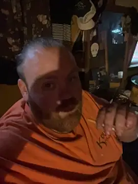 Bigfarmdaddy69 online show from May 9, 2026, 11:37 am