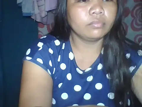 MommyKaye30 online show from June 19, 2026, 6:01 pm
