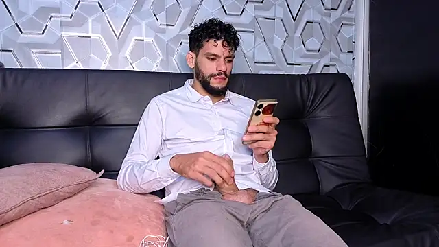 Big cock 21s online show from May 3, 2026, 1:11 am