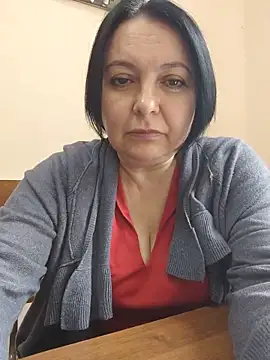 EmmaEmmy40 online show from May 22, 2026, 9:26 am