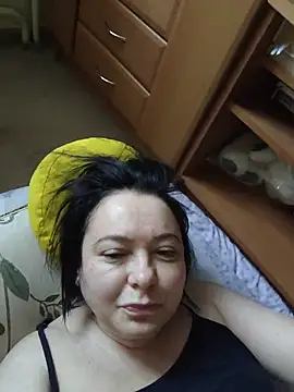 Snapshot of EmmaEmmy40 chatting on July 5, 2026, 3:56 am EmmaEmmy40 online show from July 5, 2026, 3:56 am