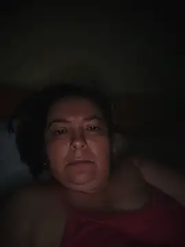 Snapshot of EmmaEmmy40 chatting on July 19, 2026, 7:28 pm EmmaEmmy40 online show from July 19, 2026, 7:28 pm