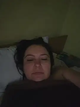 Snapshot of EmmaEmmy40 chatting on July 28, 2026, 6:20 pm EmmaEmmy40 online show from July 28, 2026, 6:20 pm