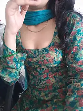 zoya baby  online show from June 29, 2026, 10:37 am