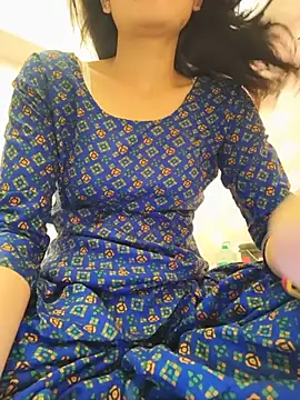 zoya baby  online show from July 16, 2026, 4:24 pm