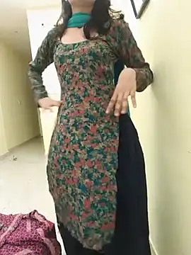 zoya baby  online show from July 31, 2026, 3:22 pm