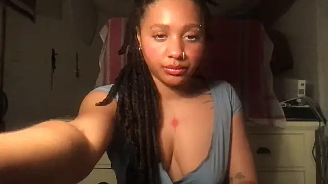 starxbunny online show from May 6, 2026, 3:46 am
