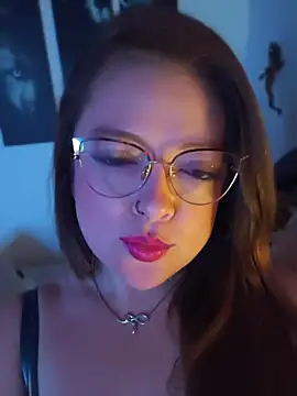 Snapshot of Lilith_Desire chatting on June 18, 2026, 2:32 pm Lilith Desire online show from June 18, 2026, 2:32 pm