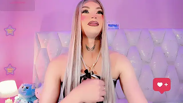 Snapshot of Lexxy_Mattell chatting on June 8, 2026, 5:41 am Lexxy Mattell online show from June 8, 2026, 5:41 am