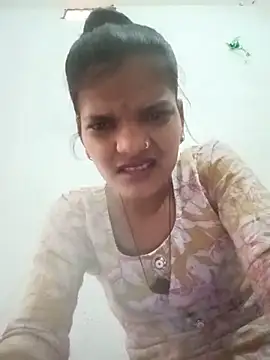 Snapshot of Student_garl_1 chatting on May 25, 2026, 7:25 am Student garl 1 online show from May 25, 2026, 7:25 am