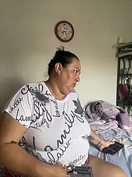 Snapshot of tuputitagorda chatting on July 2, 2026, 1:28 pm tuputitagorda online show from July 2, 2026, 1:28 pm