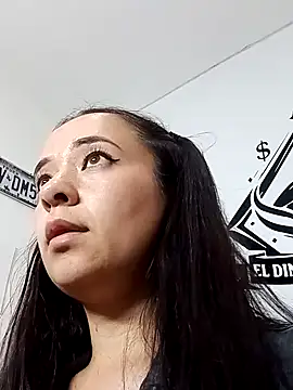 allysongarcia online show from July 21, 2026, 11:29 pm