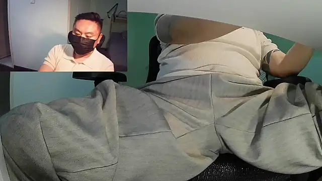 mrcake666 online show from May 15, 2026, 4:36 pm
