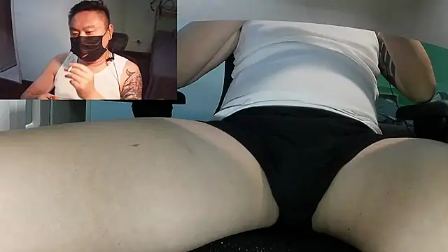mrcake666 online show from May 20, 2026, 1:17 pm