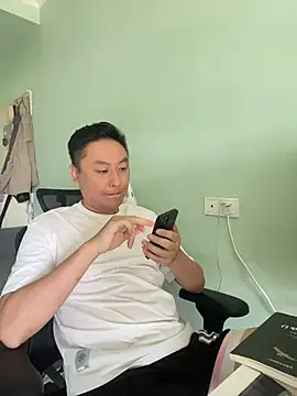 mrcake666 online show from August 4, 2026, 1:09 am