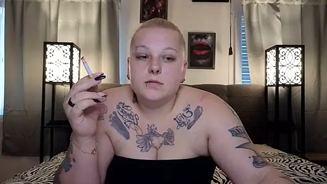 Snapshot of Lady_Peggi chatting on May 15, 2026, 3:19 pm Lady Peggi online show from May 15, 2026, 3:19 pm