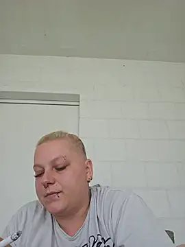 Snapshot of Lady_Peggi chatting on June 9, 2026, 6:25 am Lady Peggi online show from June 9, 2026, 6:25 am