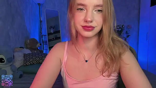 Snapshot of Eve_Dark_Side chatting on June 6, 2026, 6:07 am Eve Dark Side online show from June 6, 2026, 6:07 am